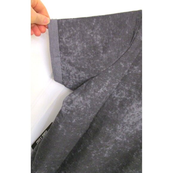 Guns N Roses T-shirt Graphics - Short Sleeve Gray - Women/Junior Size XSmall NWT - Picture 15 of 16